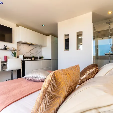 Village Naturiste R4n - Le Cap Pleasure Sea View * אגדה